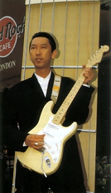 HOTEI London Fender Strtocaster