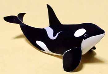 Papercraft imprimible y armable de una orca. Manualidades a Raudales.